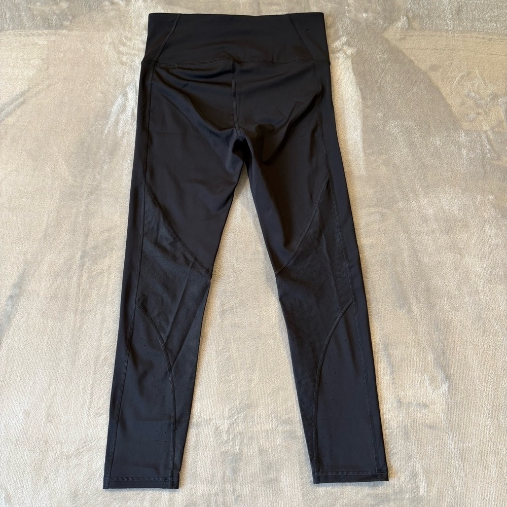 NWOT Under Armour Jet Black Athletic Athleisure Running Leggings Sz M - Picture 4 of 9